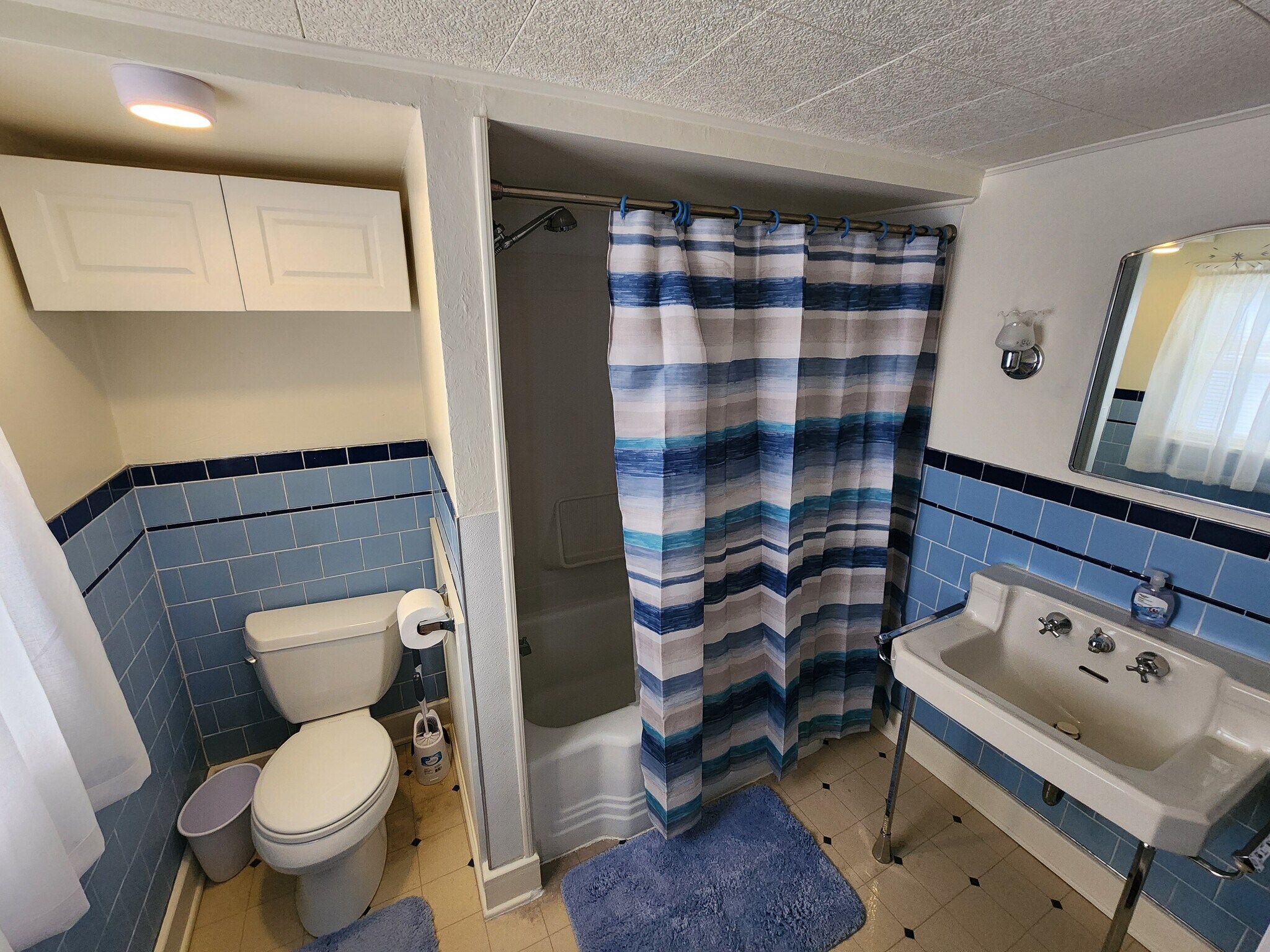 Building Photo - 1636 Philadelphia St