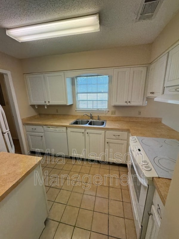 Building Photo - 130 Windmill Ln