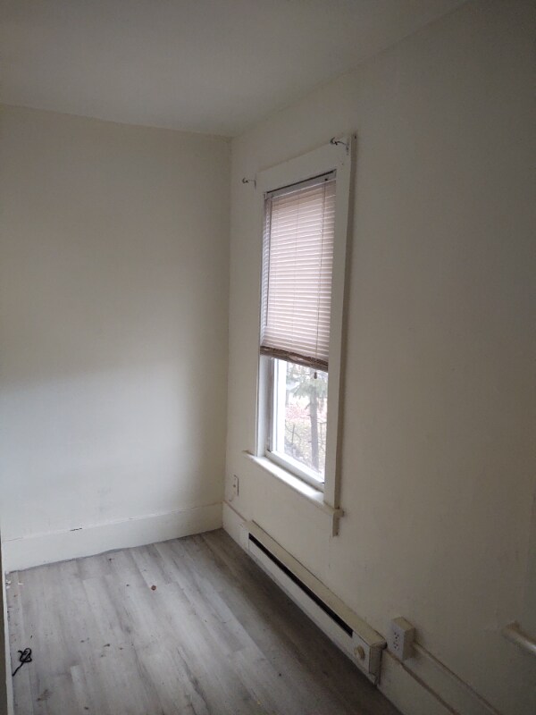 Building Photo - 52 Hallet St