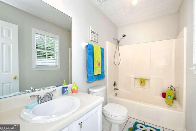 Building Photo - 3860 Maple Wood Trail