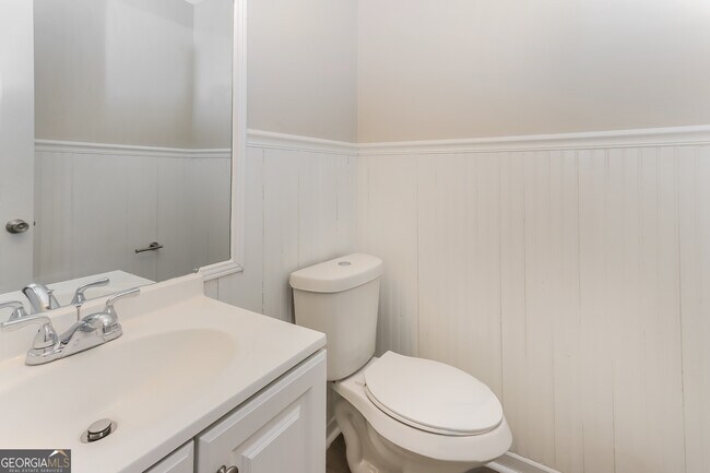 Building Photo - 1616 Quail Run SW