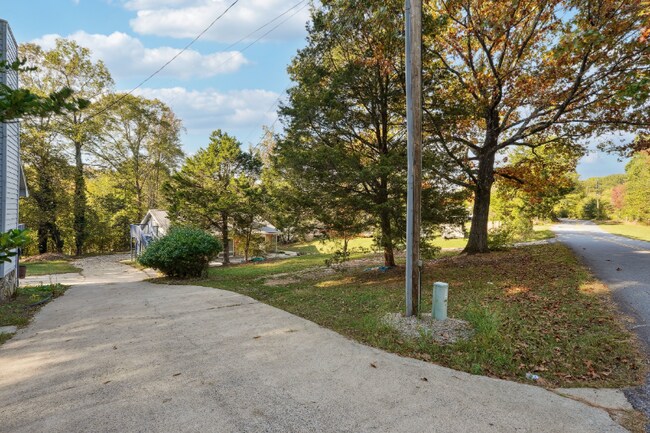 Building Photo - 1247 Wooten Dr