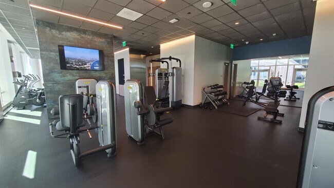 Building Photo - 877 Francisco St