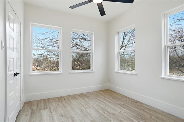 Building Photo - 118 Willow Ln