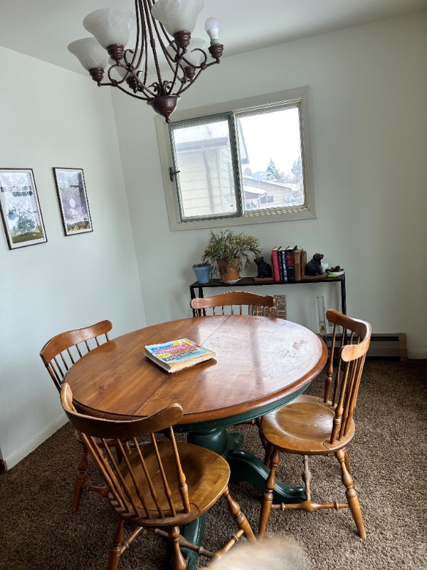 Building Photo - 1404 Shamrock St