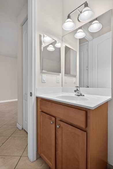 Building Photo - 8435 Blue Cove Way