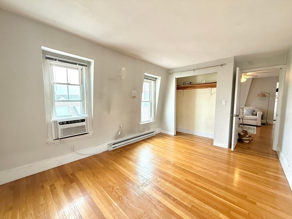 Building Photo - 373 K St