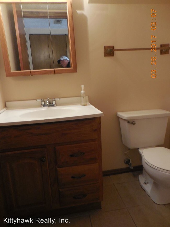 Building Photo - 2 br, 1.5 bath House - 1354 Sanzon Drive