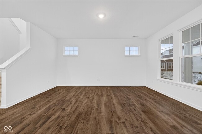 Building Photo - 15988 Tharp Wds Dr