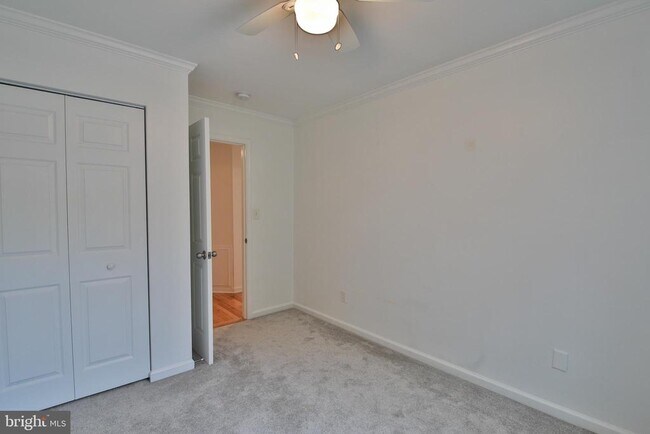 Building Photo - 8 Donagh Ct