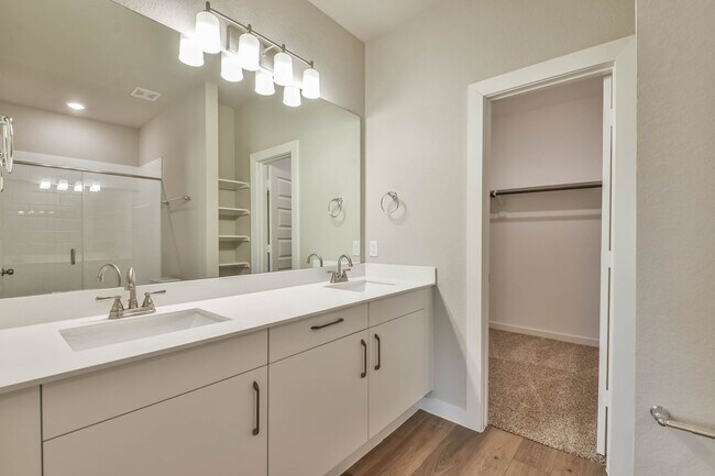Building Photo - High Ceilings, Low Maintenance -Say Hello ...