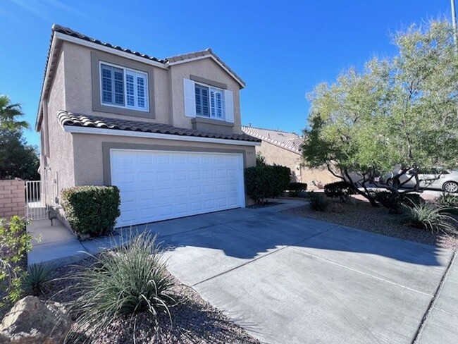 Building Photo - 4 bedroom Southwest Valley Charmer! Easy d...