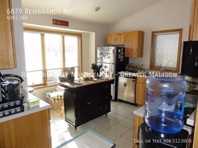 Building Photo - 6879 Rembrandt Rd