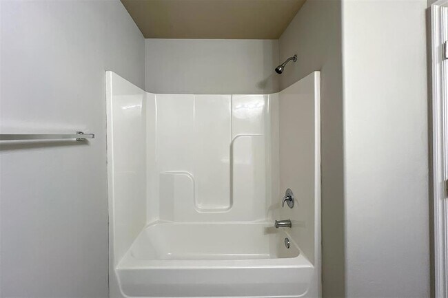 Building Photo - 2901 Cider Mill Ln