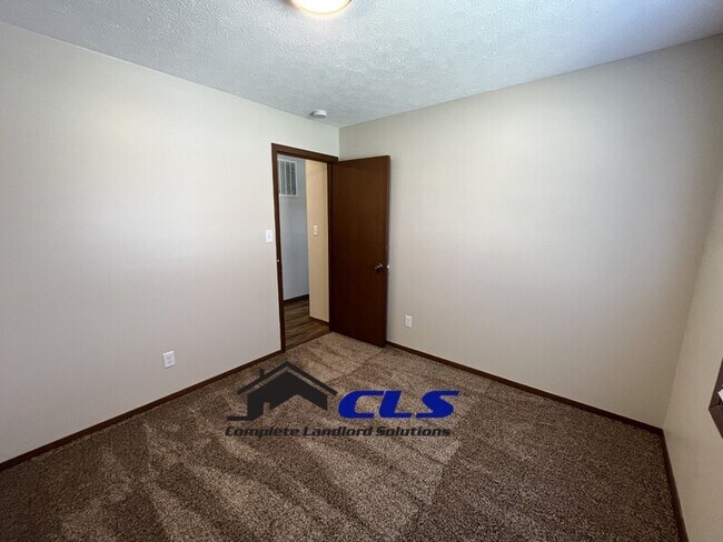 Building Photo - 4255 S Avery St