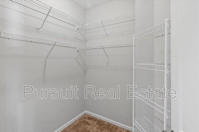 Building Photo - 246 Hutchinson Ln
