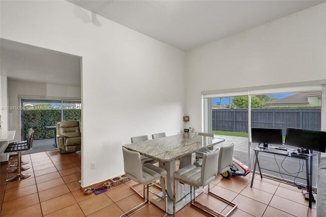 Building Photo - 898 NW 131st Ave