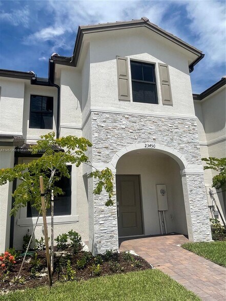 Primary Photo - 23450 SW 127th Pl