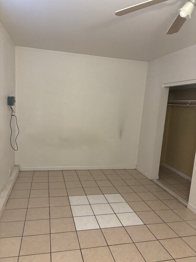 Building Photo - 2520 Arcadia Ct