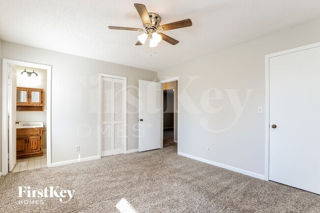 Building Photo - 2770 Quillians Dr