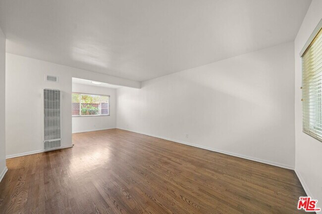 Building Photo - 1517 Harvard St