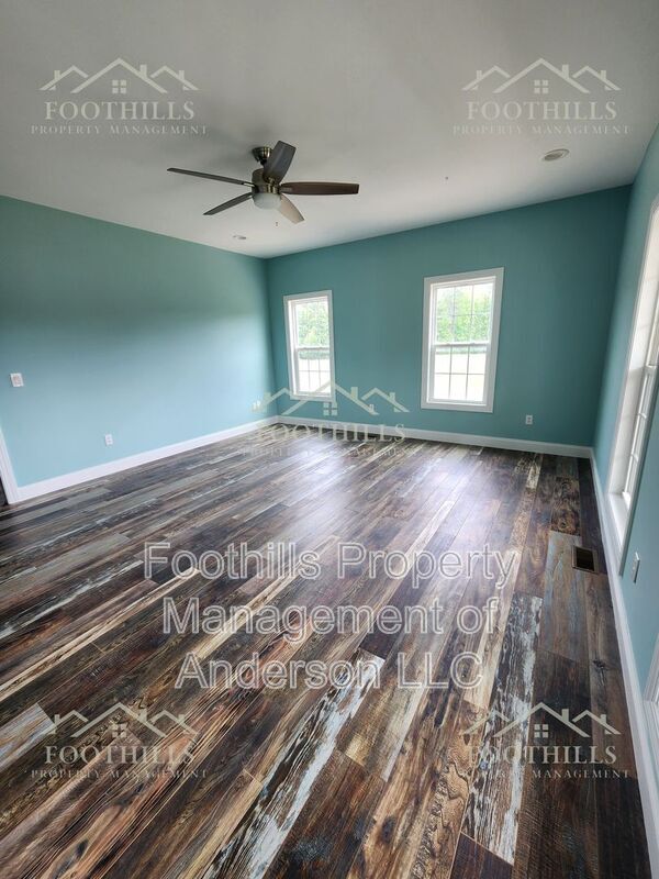 Building Photo - 128 Hudgins Lake Rd
