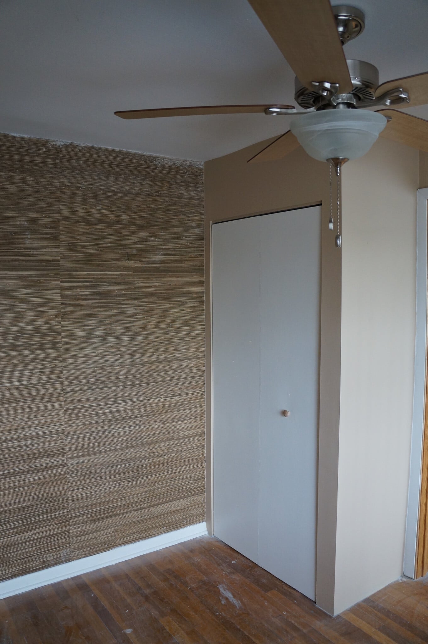 Building Photo - 712 Dempster St