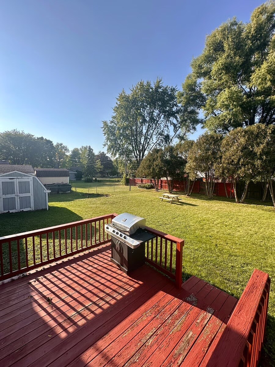 Building Photo - 520 Bellwood Dr