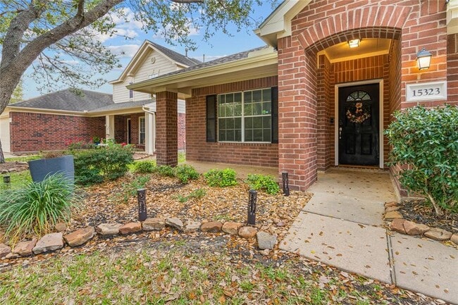 Building Photo - 15323 Redbud Berry Way