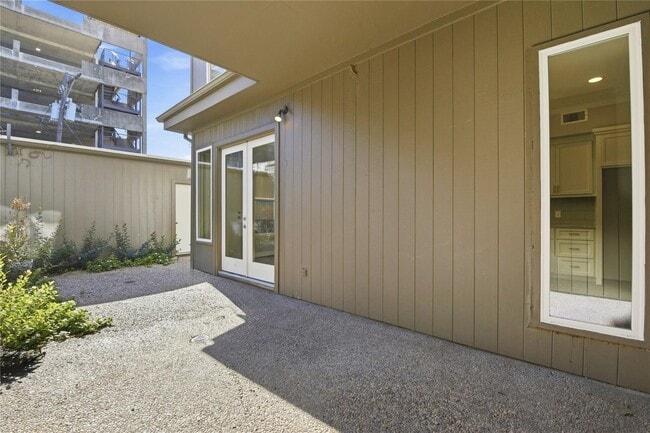 Building Photo - 7535 Olympia Dr