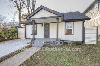 Building Photo - 1707 17th Ave N