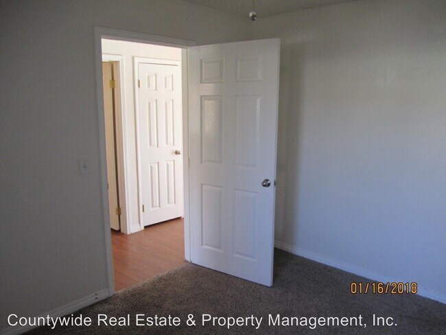 Building Photo - 28550-28566 Pujol St