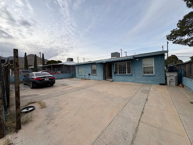 Building Photo - 3809 Fred Wilson Ave