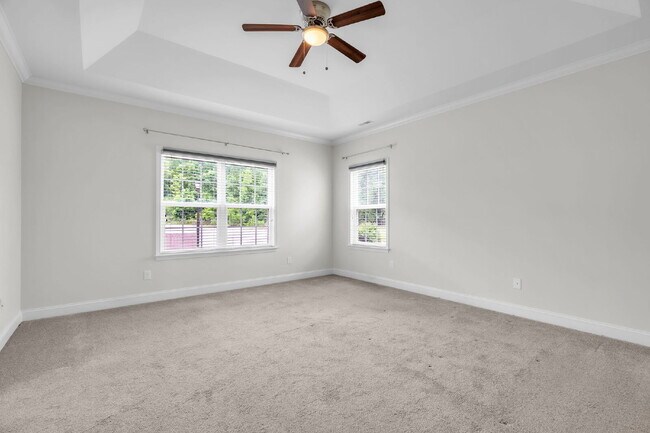 Building Photo - Luxury 3BR/2.5BA Townhome in Riverside Area with Modern Upgrades $1,850/mo rent
