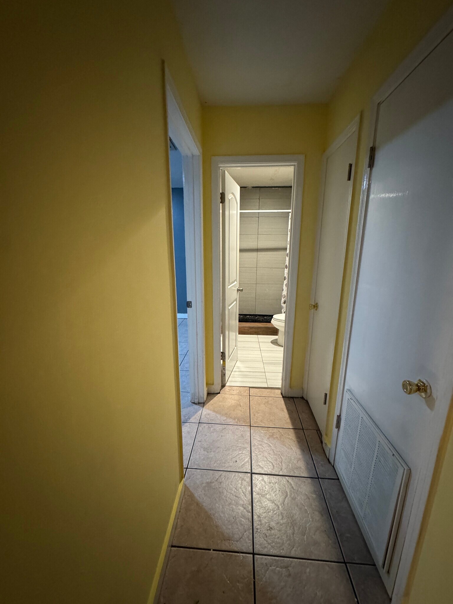 Building Photo - 1863 Nekoma Ct