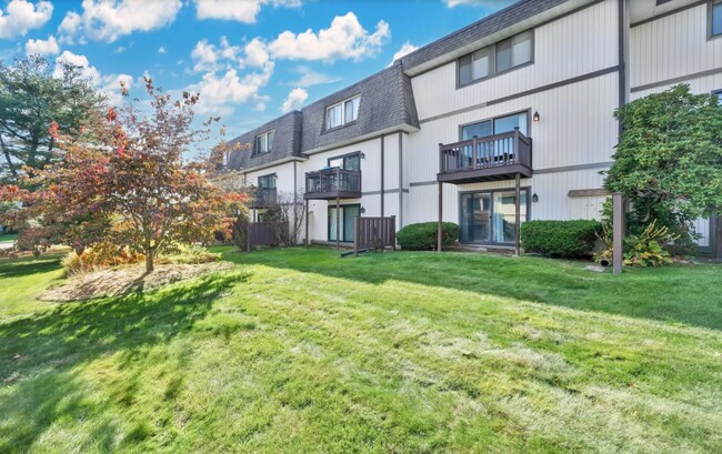 Building Photo - 21 Pebblestone Cir