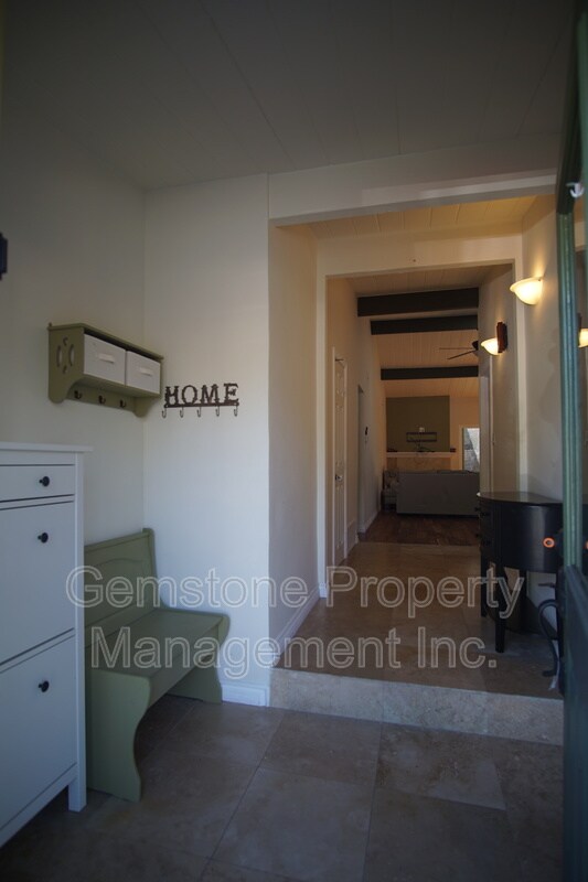 Building Photo - 4918 Chaparral Way