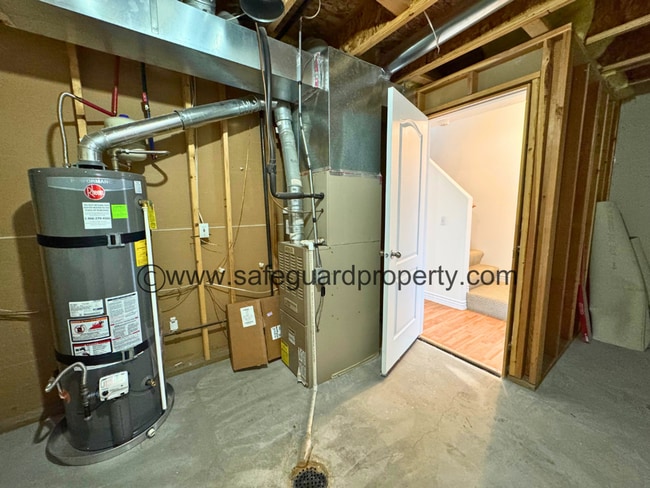 Building Photo - Amazing Draper Townhome with Mountain Views!