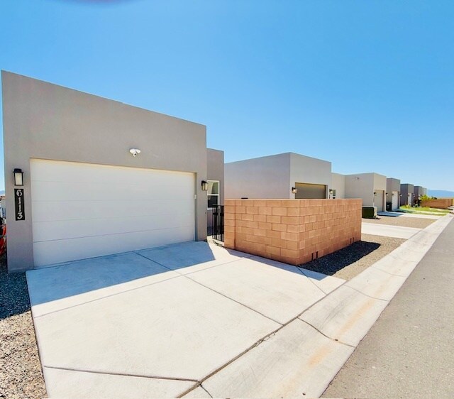 Building Photo - 6113 Strand Loop SE
