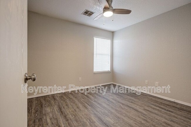 Building Photo - 15405 Acacia Rd