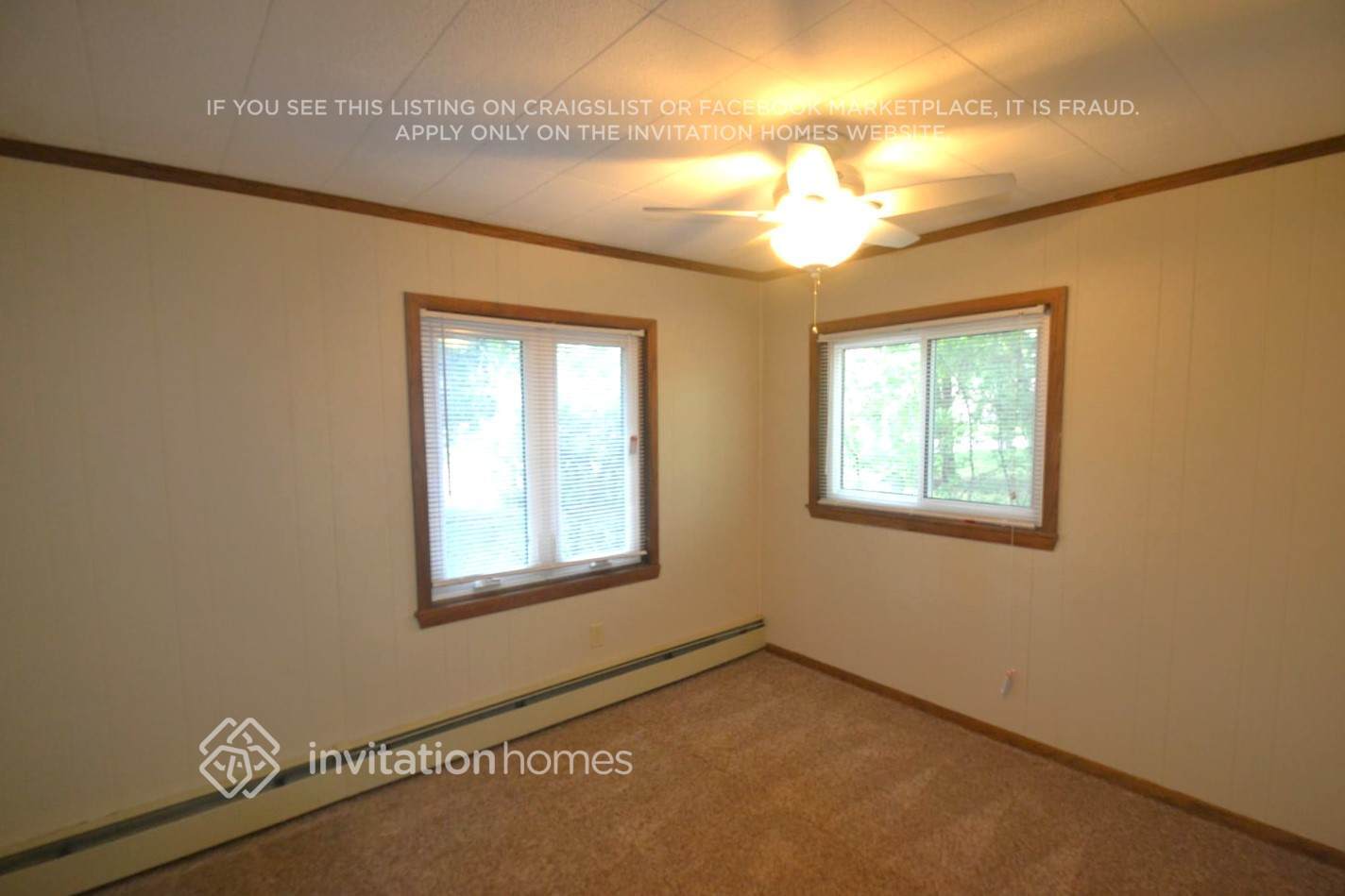Building Photo - 10905 Irwin Ave S