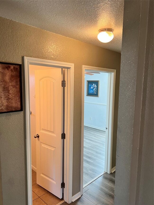 Building Photo - 1213 Trailboss Dr