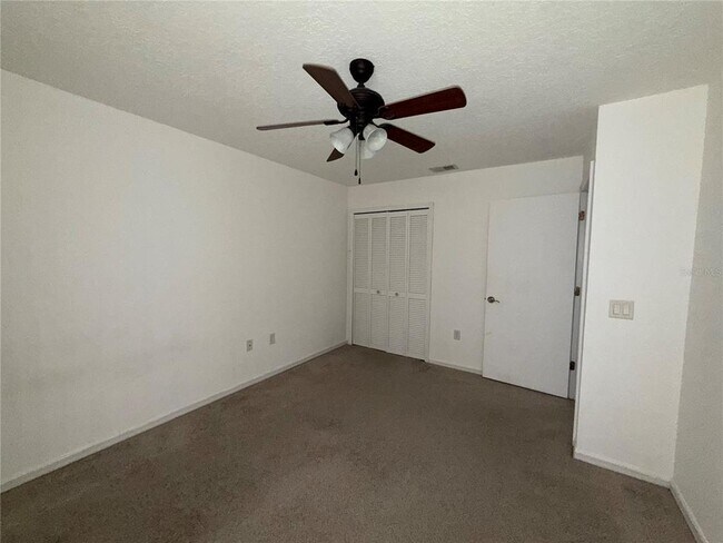 Building Photo - 2325 Kerridale St