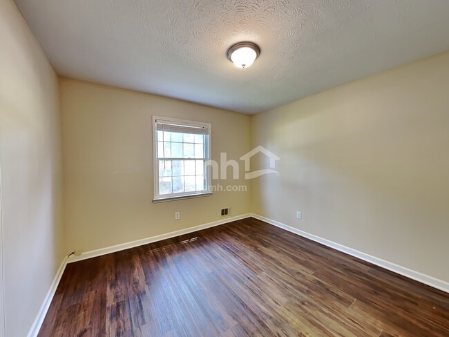 Building Photo - 5157 Parkview Ct SW