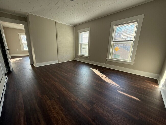 Building Photo - 45 Aspen St