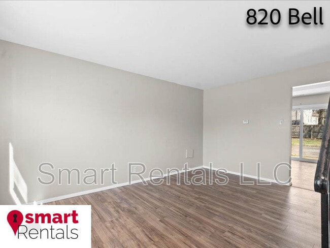 Building Photo - 820 Bell Ave