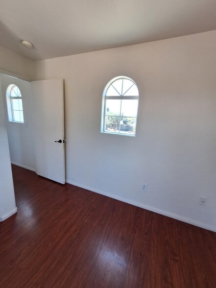 Building Photo - 165 Minot Ave