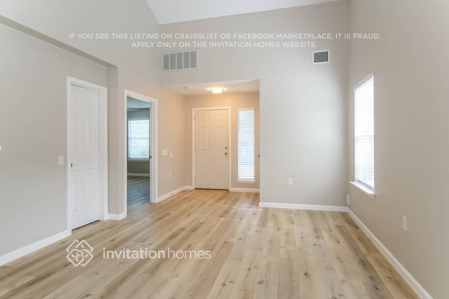 Building Photo - 17801 Powder Creek Dr