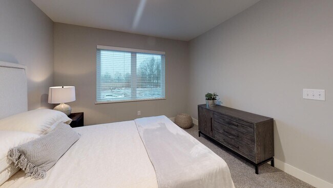 Building Photo - Bluebell | Two Bedroom - Basement Walkout