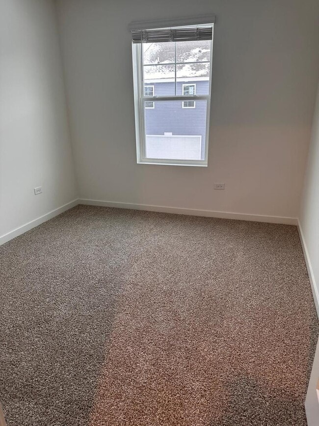 Building Photo - 2270 Barbera Dr